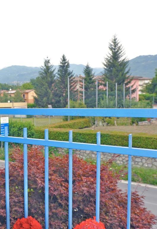Hotel The Marquee Castelnuovo di Garfagnana Buitenkant foto
