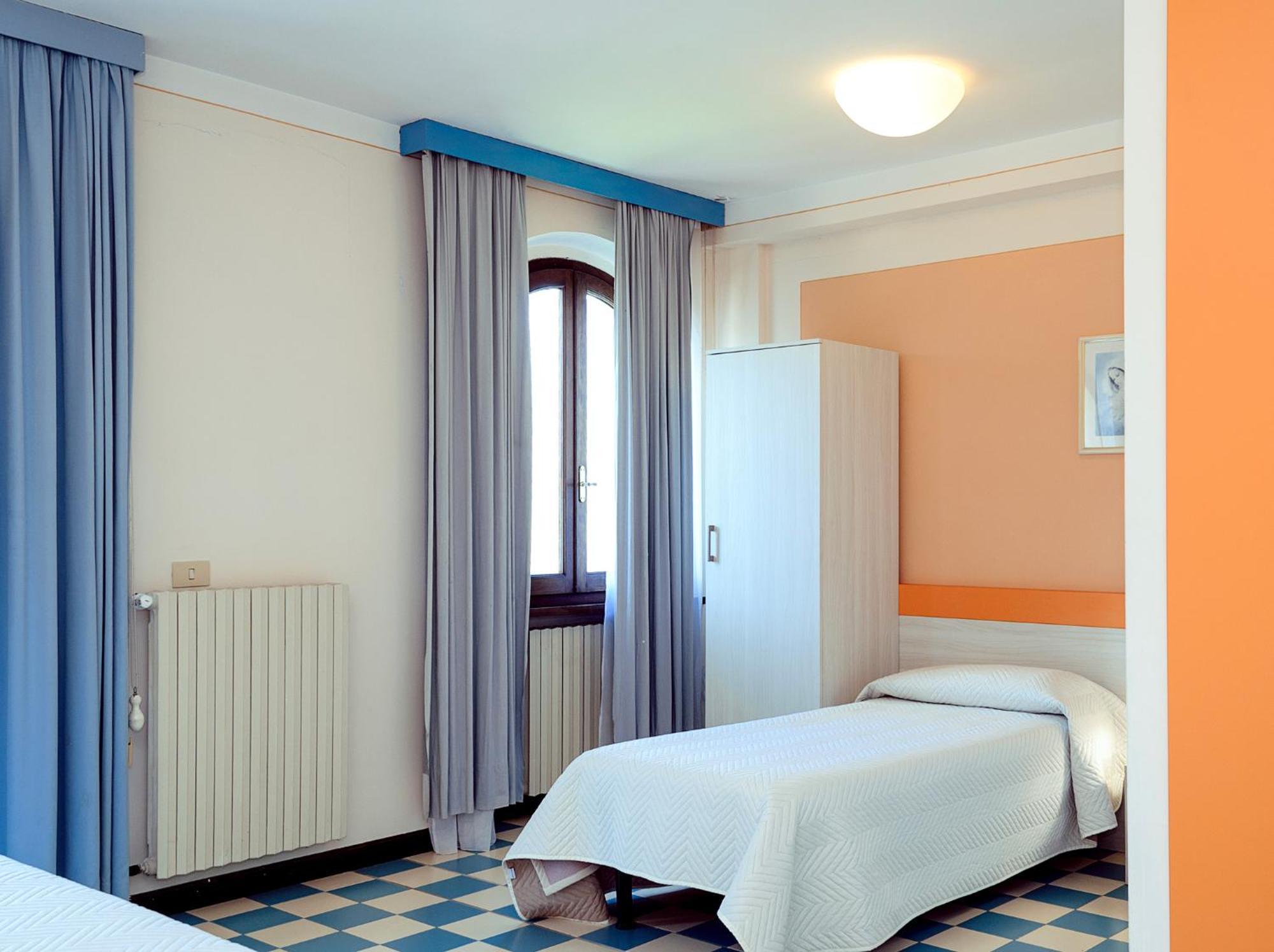 Hotel The Marquee Castelnuovo di Garfagnana Buitenkant foto