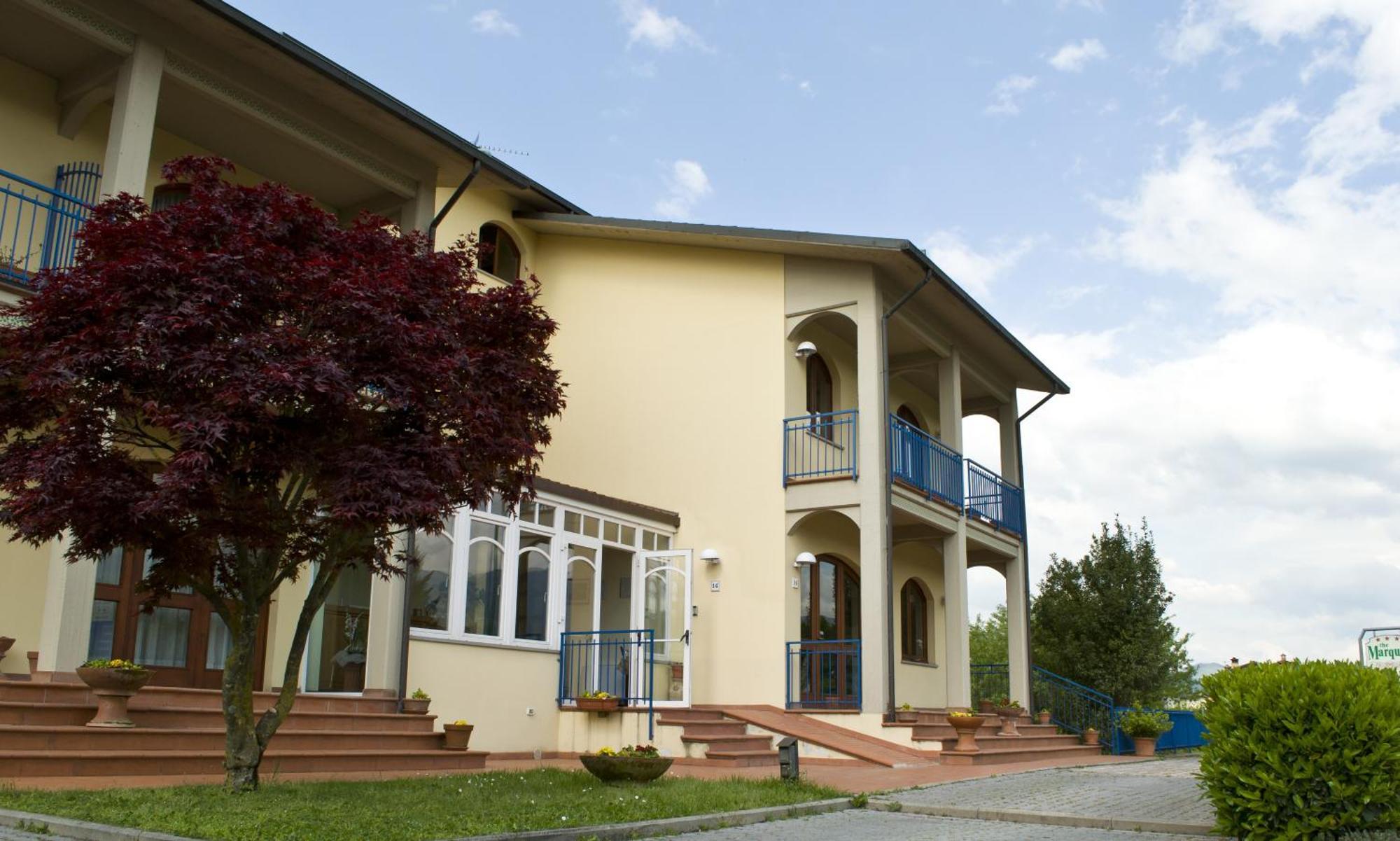 Hotel The Marquee Castelnuovo di Garfagnana Buitenkant foto